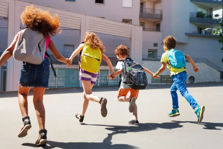 Anything But a Backpack Day Ideas: The 2026 Guide - Leather Italiano