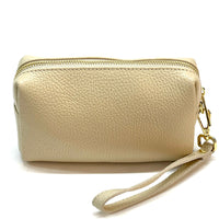 Isadora Italian Leather Wristlet – Elegant Everyday Wrist Bag for Women