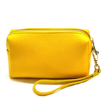 Isadora Italian Leather Wristlet – Elegant Everyday Wrist Bag for Women