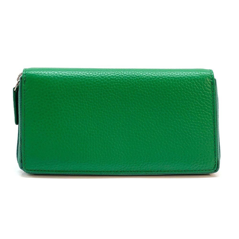 Zippy Leather Wallet: Compact & Stylish - Leather Italiano