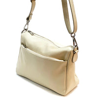 Gianluigi Leather Crossbody Bag: Modern Elegance - Leather Italiano