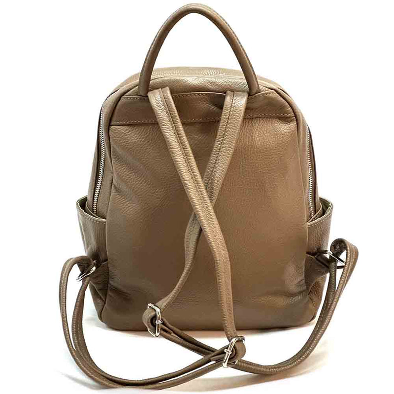 Sorbonne Leather Backpack: Italian Luxury - Leather Italiano