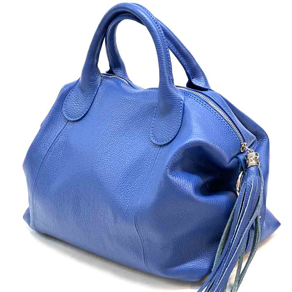 Serenity Cow Leather Handbag: Timeless Elegance - Leather Italiano