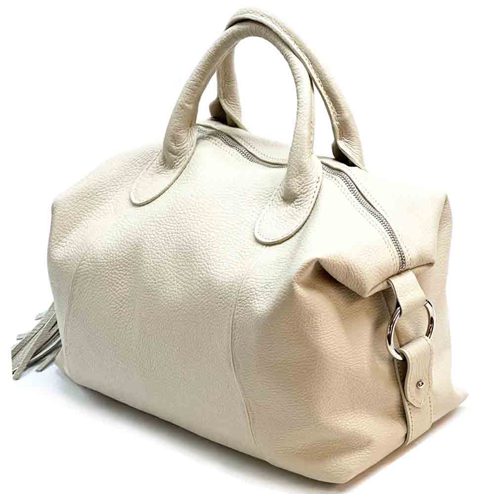 Serenity Cow Leather Handbag: Timeless Elegance - Leather Italiano