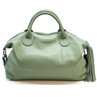 Serenity Cow Leather Handbag: Timeless Elegance - Leather Italiano