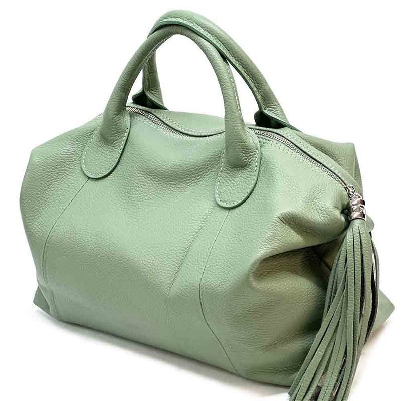 Serenity Cow Leather Handbag: Timeless Elegance - Leather Italiano