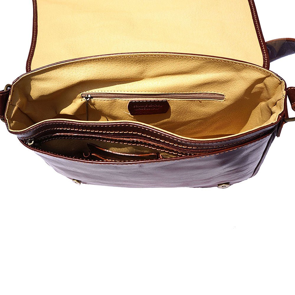 Christopher MM Messenger bag in cow leather-19