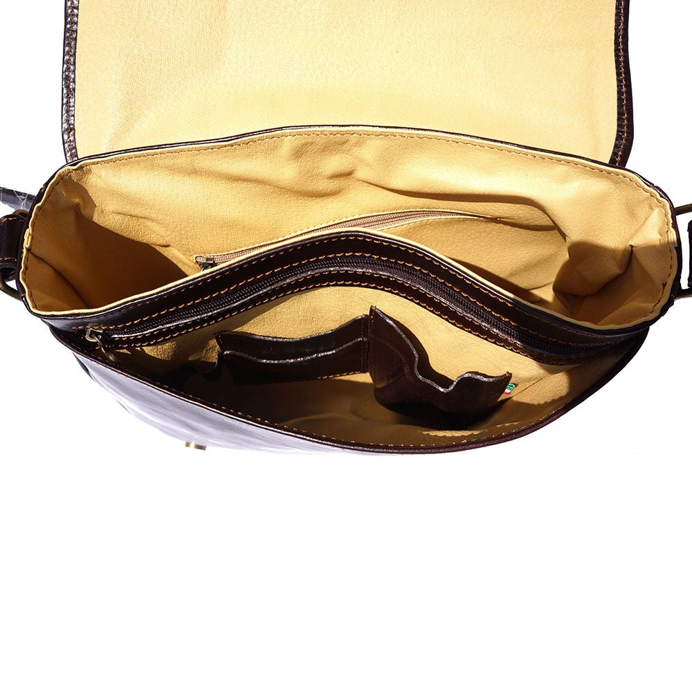 Christopher MM Messenger bag in cow leather-24