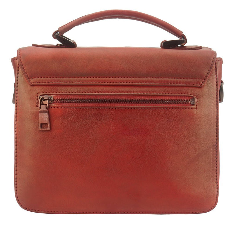 Montaigne GM vintage leather Handbag-12