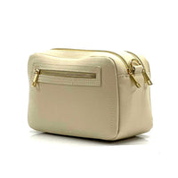 Vera Pelle Bag in beige - angled view