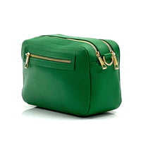 Vera Pelle Bag in green - alternative angled view