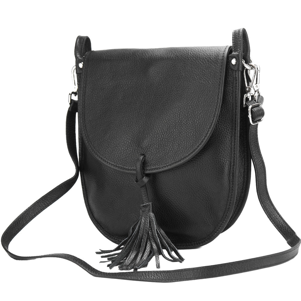 Elisa Italian Calfskin Leather Shoulder Bag – Elegant Tassel Detail & Versatile Strap