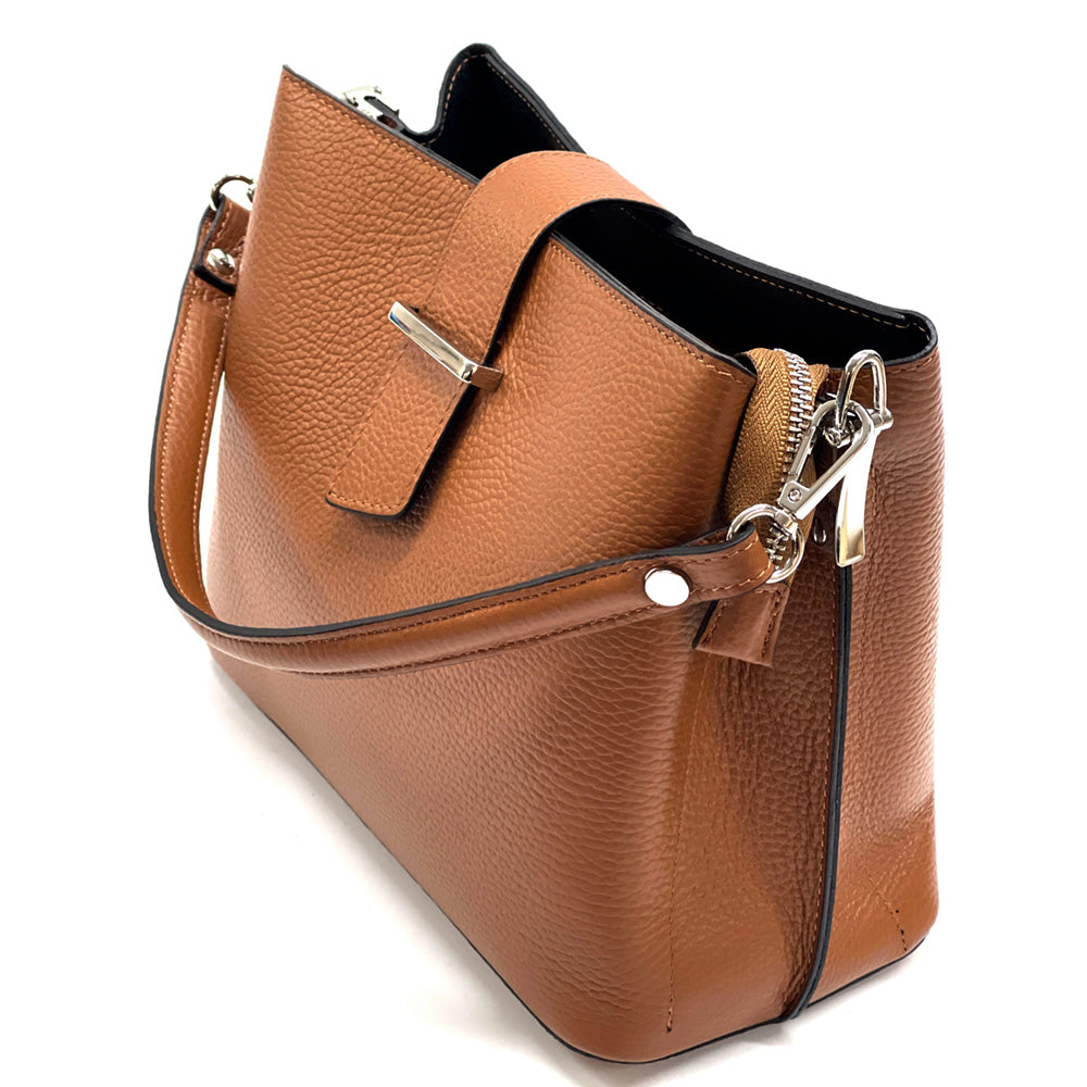 Kristen T leather shoulder bag-27