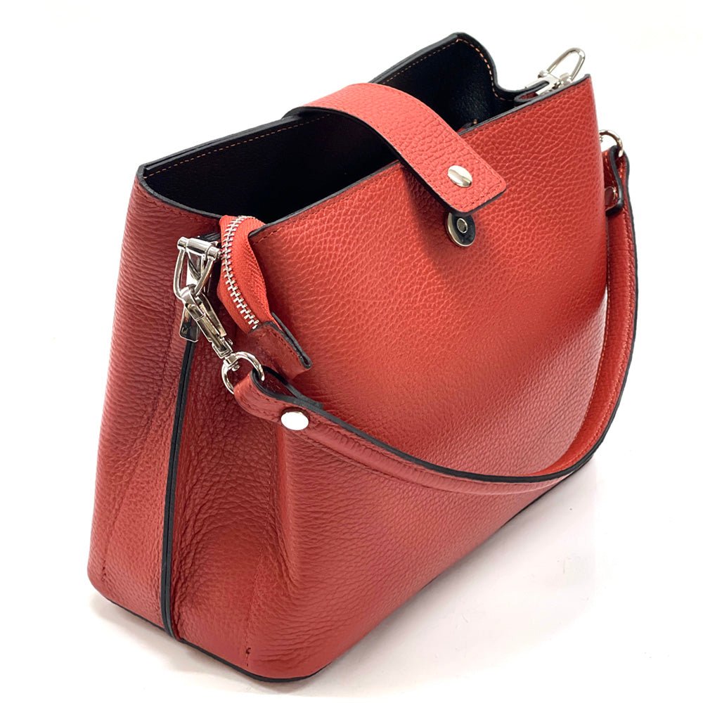 Kristen T leather shoulder bag-8