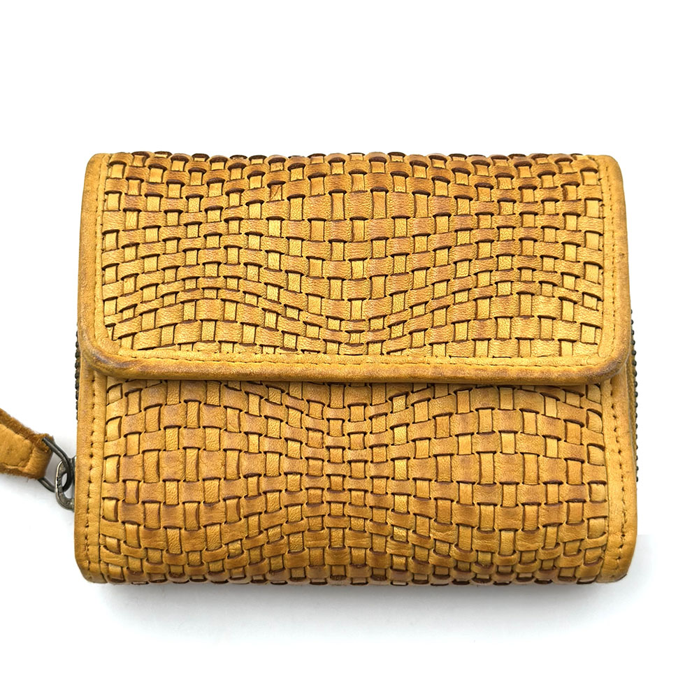Selenia Washed Cow Leather Woven Wallet