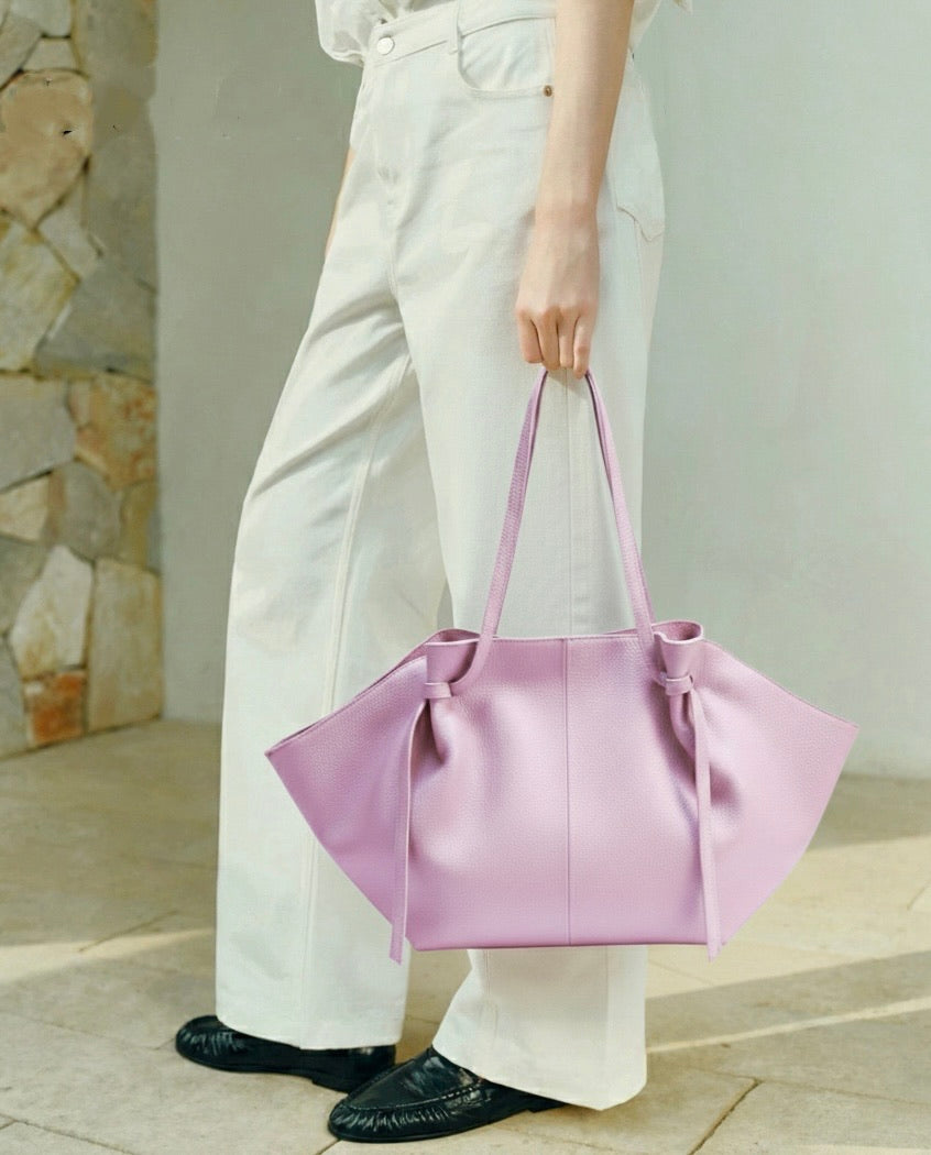 Artemide Leather Tote Bag in Cow Leather