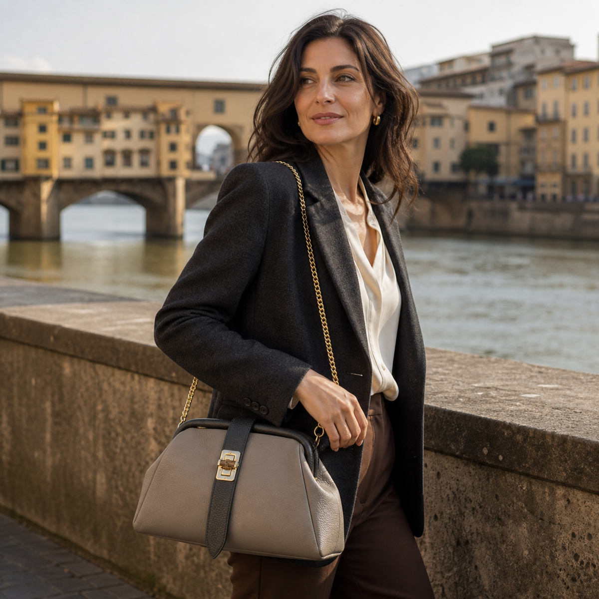 Lavinia Italian Leather Frame Shoulder Bag