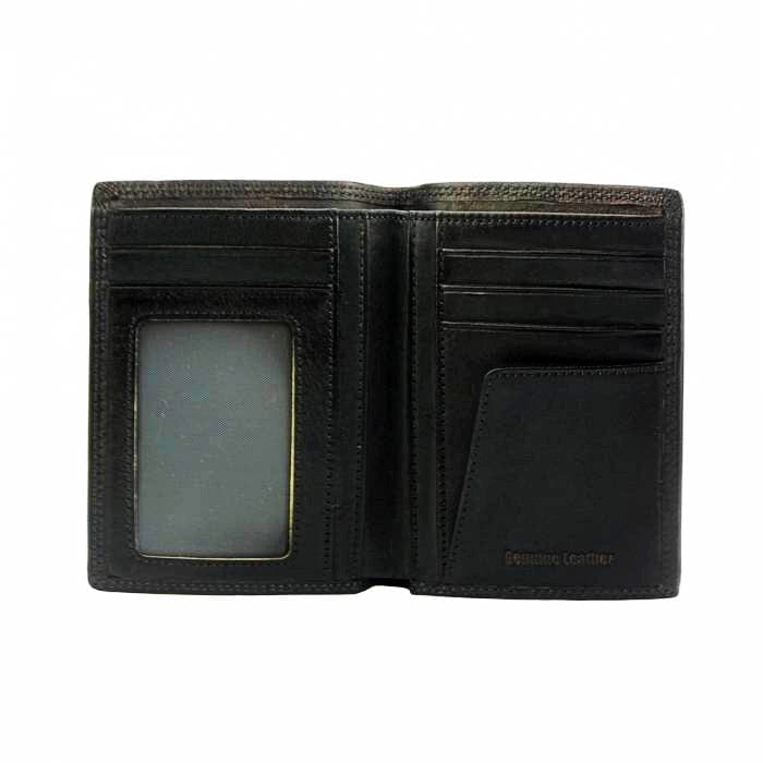 Close-up of the Belluno Men's Black Leather Wallet