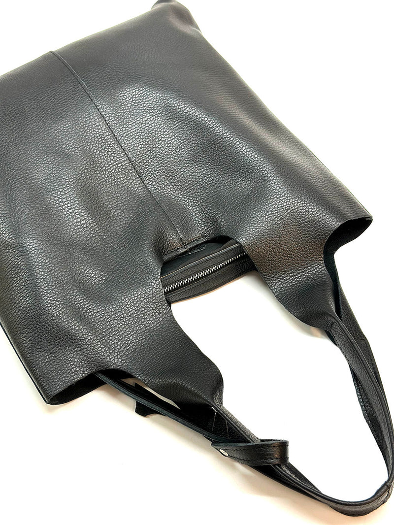 Claudia Italian Leather Shoulder Bag – Spacious & Handcrafted Elegance - Leather Italiano