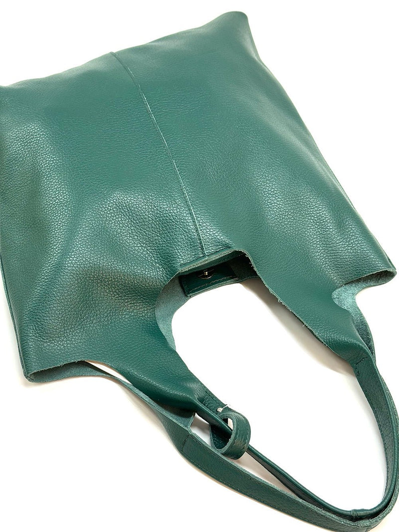 Claudia Italian Leather Shoulder Bag – Spacious & Handcrafted Elegance - Leather Italiano