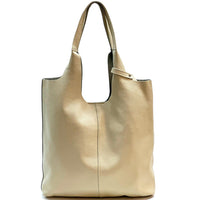 Claudia Italian Leather Shoulder Bag – Spacious & Handcrafted Elegance - Leather Italiano