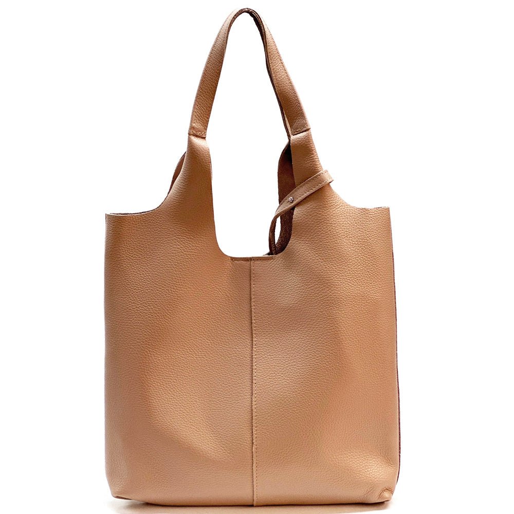 Claudia Italian Leather Shoulder Bag – Spacious & Handcrafted Elegance - Leather Italiano