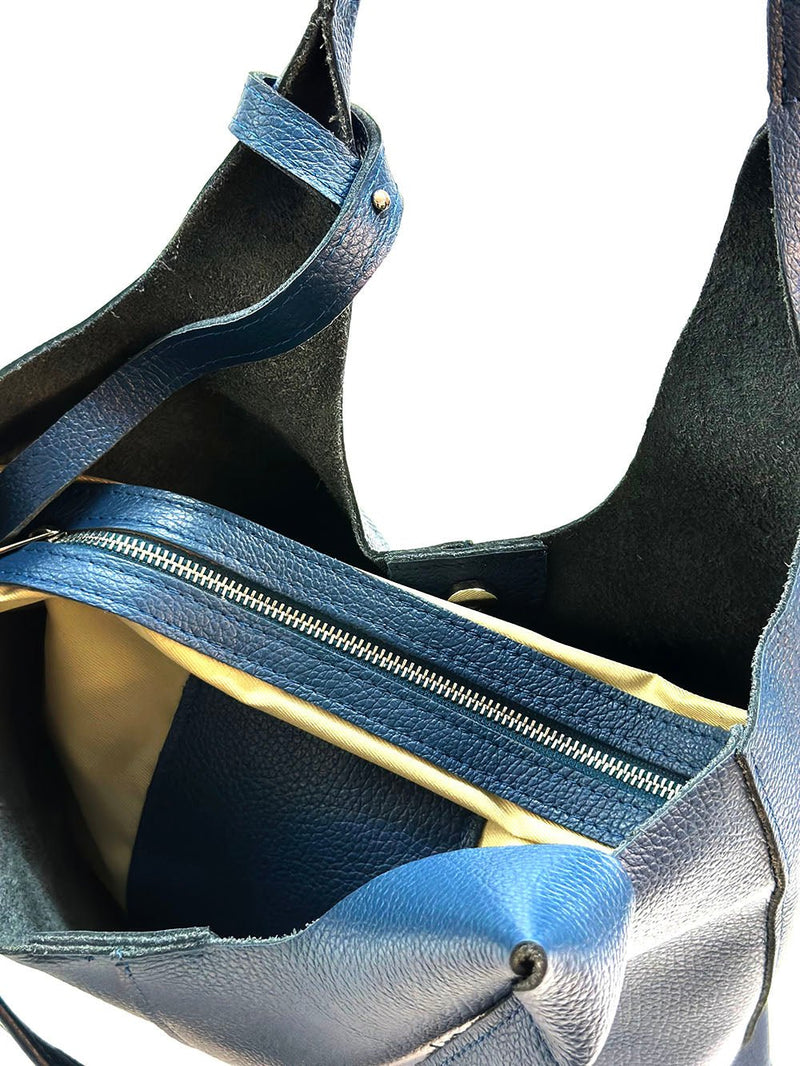 Claudia Italian Leather Shoulder Bag – Spacious & Handcrafted Elegance - Leather Italiano