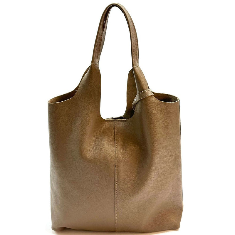 Claudia Italian Leather Shoulder Bag – Spacious & Handcrafted Elegance - Leather Italiano