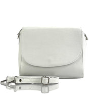 Effortless Elegance: The Ester Leather Shoulder Bag - Leather Italiano