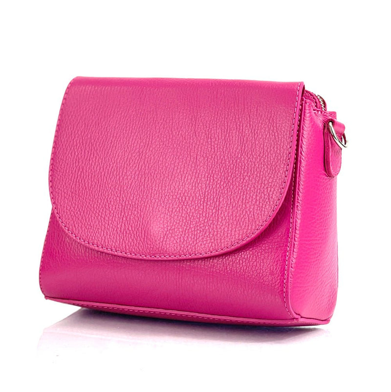 Effortless Elegance: The Ester Leather Shoulder Bag - Leather Italiano