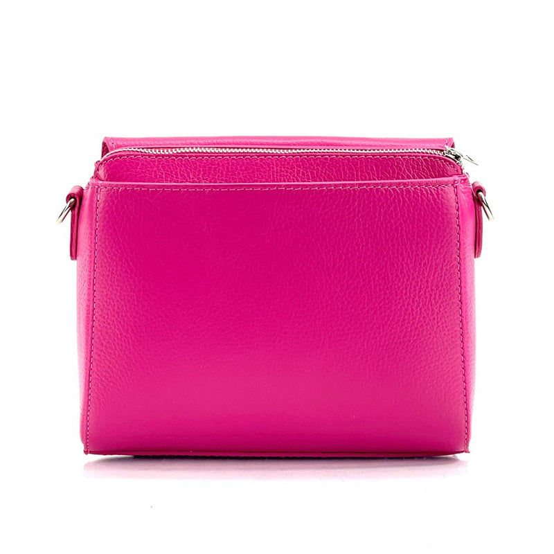 Effortless Elegance: The Ester Leather Shoulder Bag - Leather Italiano