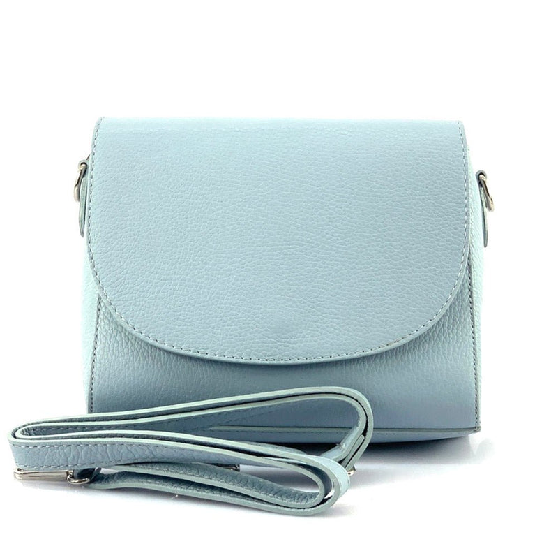 Effortless Elegance: The Ester Leather Shoulder Bag - Leather Italiano