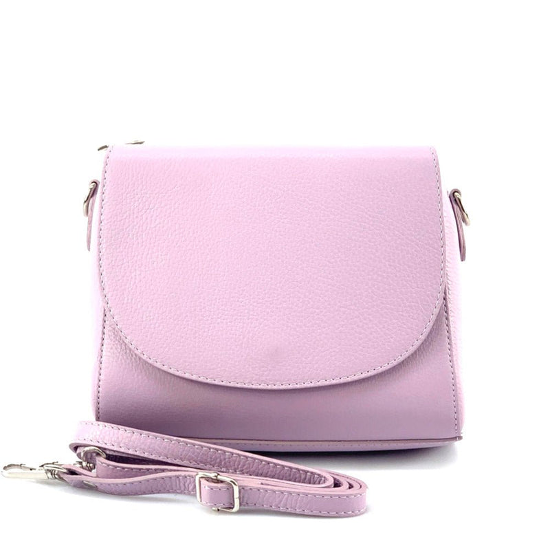 Effortless Elegance: The Ester Leather Shoulder Bag - Leather Italiano