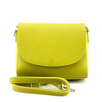 Effortless Elegance: The Ester Leather Shoulder Bag - Leather Italiano