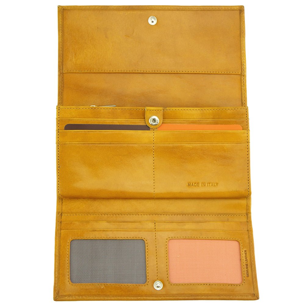 Fashion Forward Women's Wallet in cow leather - Carlotta - Leather Italiano