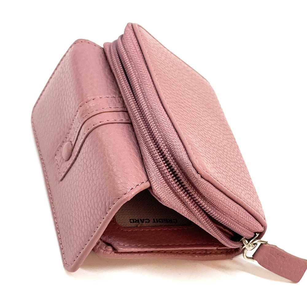 Federica Leather Wallet – Compact Italian Elegance - Leather Italiano