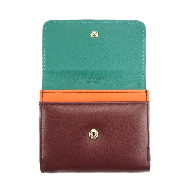 Federica Leather Wallet: Italian Crafted, Compact Convenience - Leather Italiano