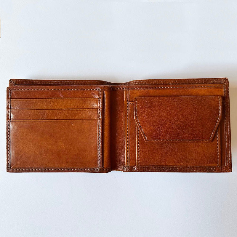 Firm Leather Bifold Wallet Italian Hand - Dyed | Primo V - Leather Italiano - Leather Italiano