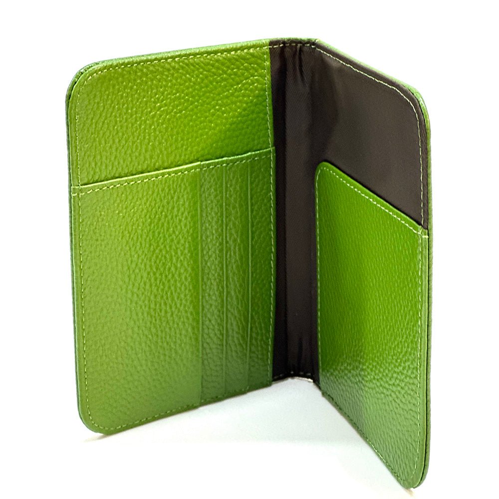 Globetrotter Italian Leather Passport Holder - Leather Italiano