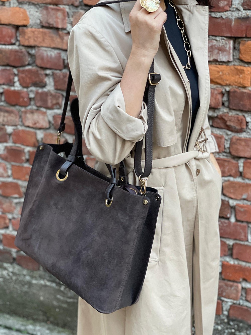 Italian Suede Leather Tote Bag - Aurelia Spacious Elegance - Leather Italiano