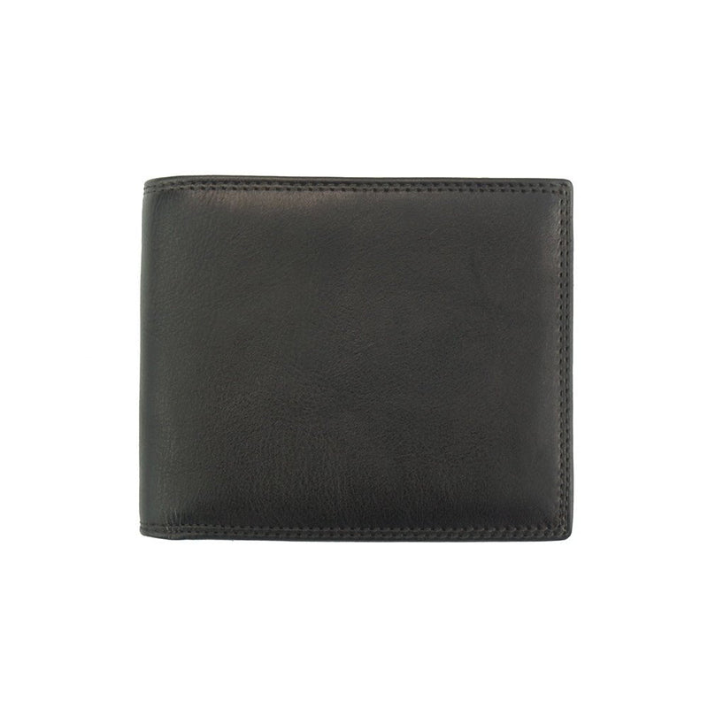 Multiple Italian Leather Travel Wallet: Compact and Stylish - Leather Italiano