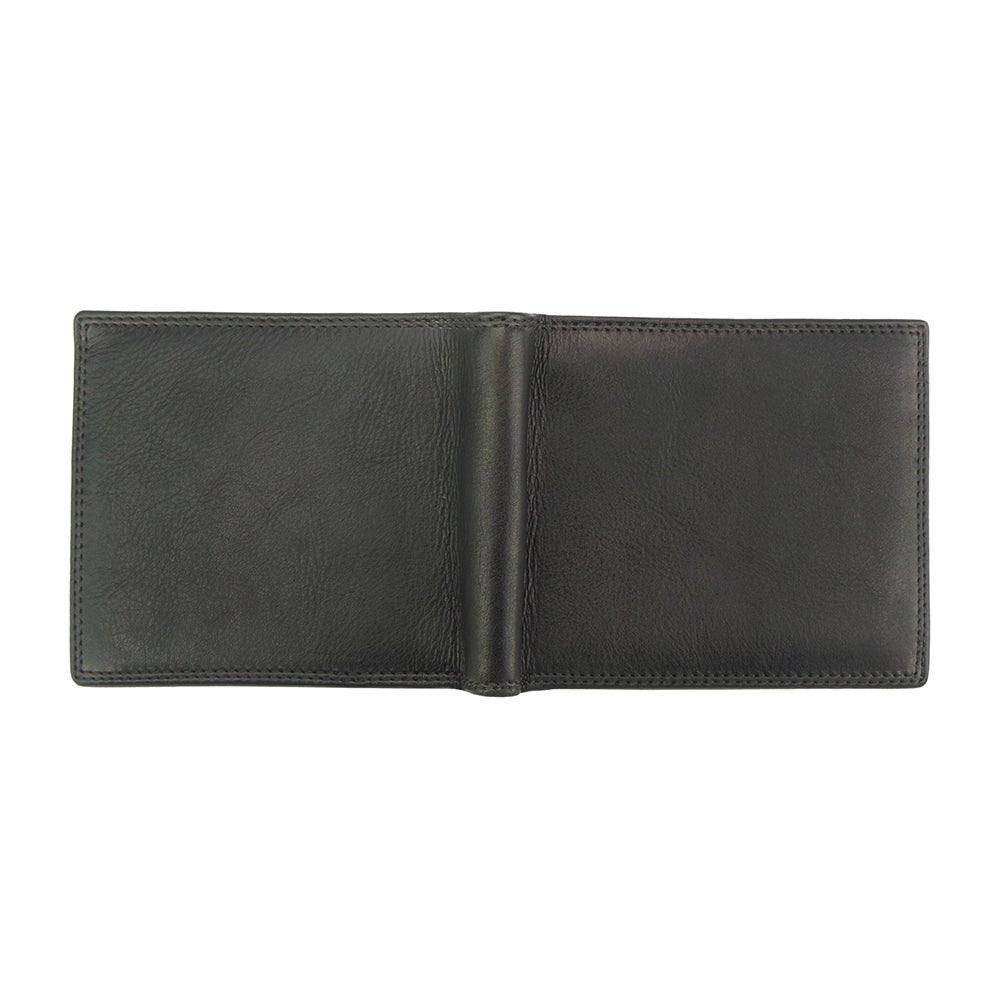 Multiple Italian Leather Travel Wallet: Compact and Stylish - Leather Italiano