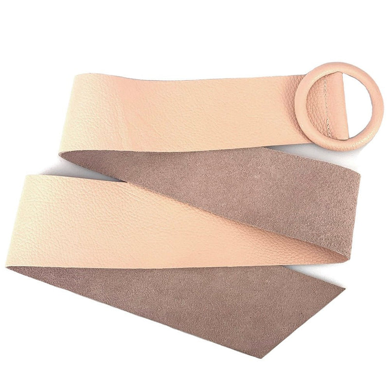 Rings of Elegance Genuine Leather Belt with Decorative Ring - Leather Italiano