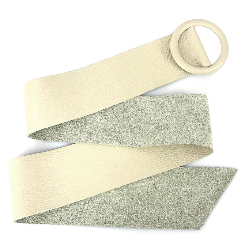 Rings of Elegance Genuine Leather Belt with Decorative Ring - Leather Italiano