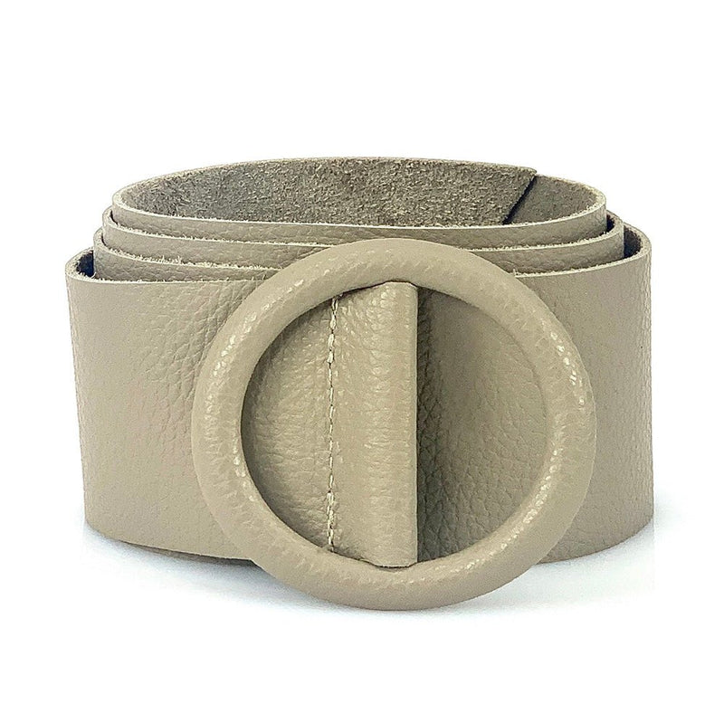 Rings of Elegance Genuine Leather Belt with Decorative Ring - Leather Italiano