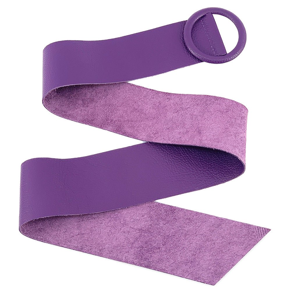 Rings of Elegance Genuine Leather Belt with Decorative Ring - Leather Italiano