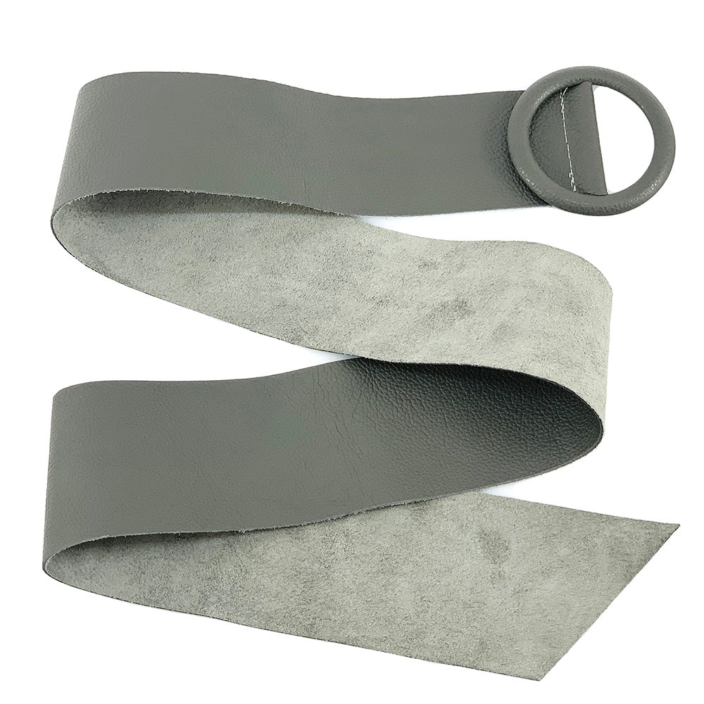 Rings of Elegance Genuine Leather Belt with Decorative Ring - Leather Italiano