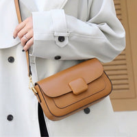 Serelia Cow Leather Shoulder and Crossbody Bag - Leather Italiano