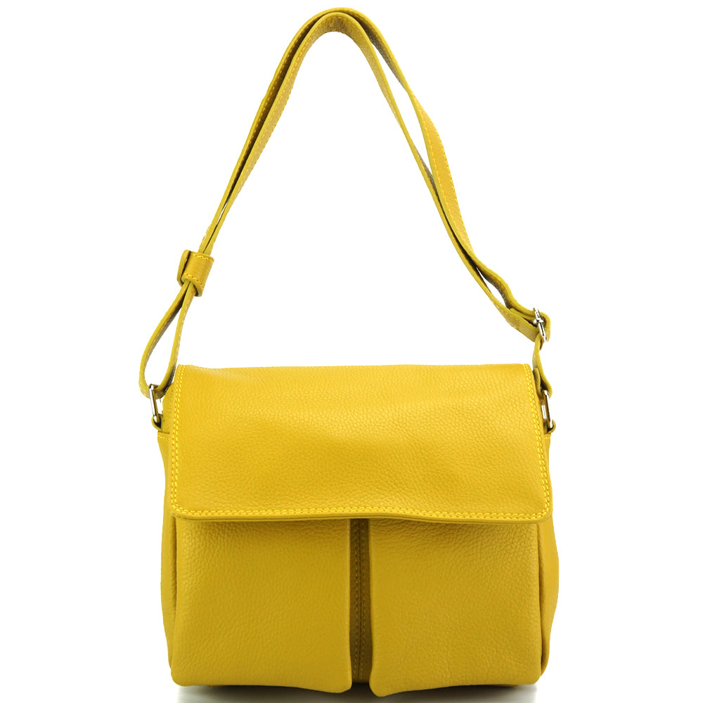 Argelia leather shoulder bag in yellow
