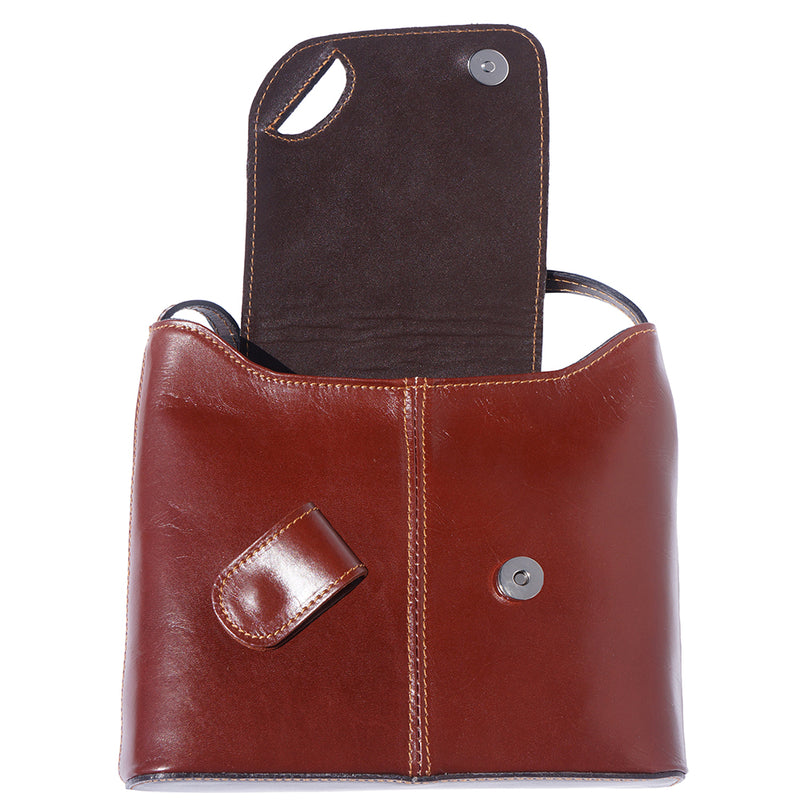 Leather shoulder bags, made by the skilled hands of our artisans-0